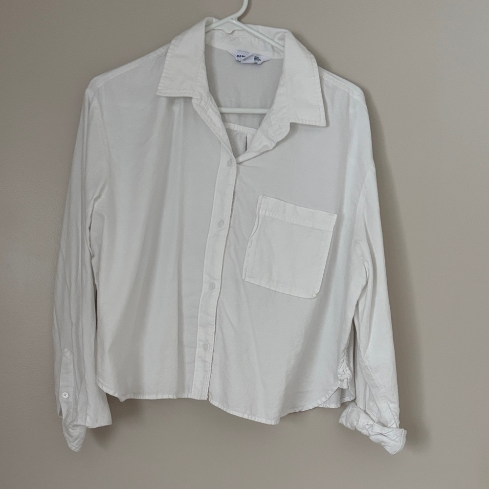 Old Navy White Cropped Shirt